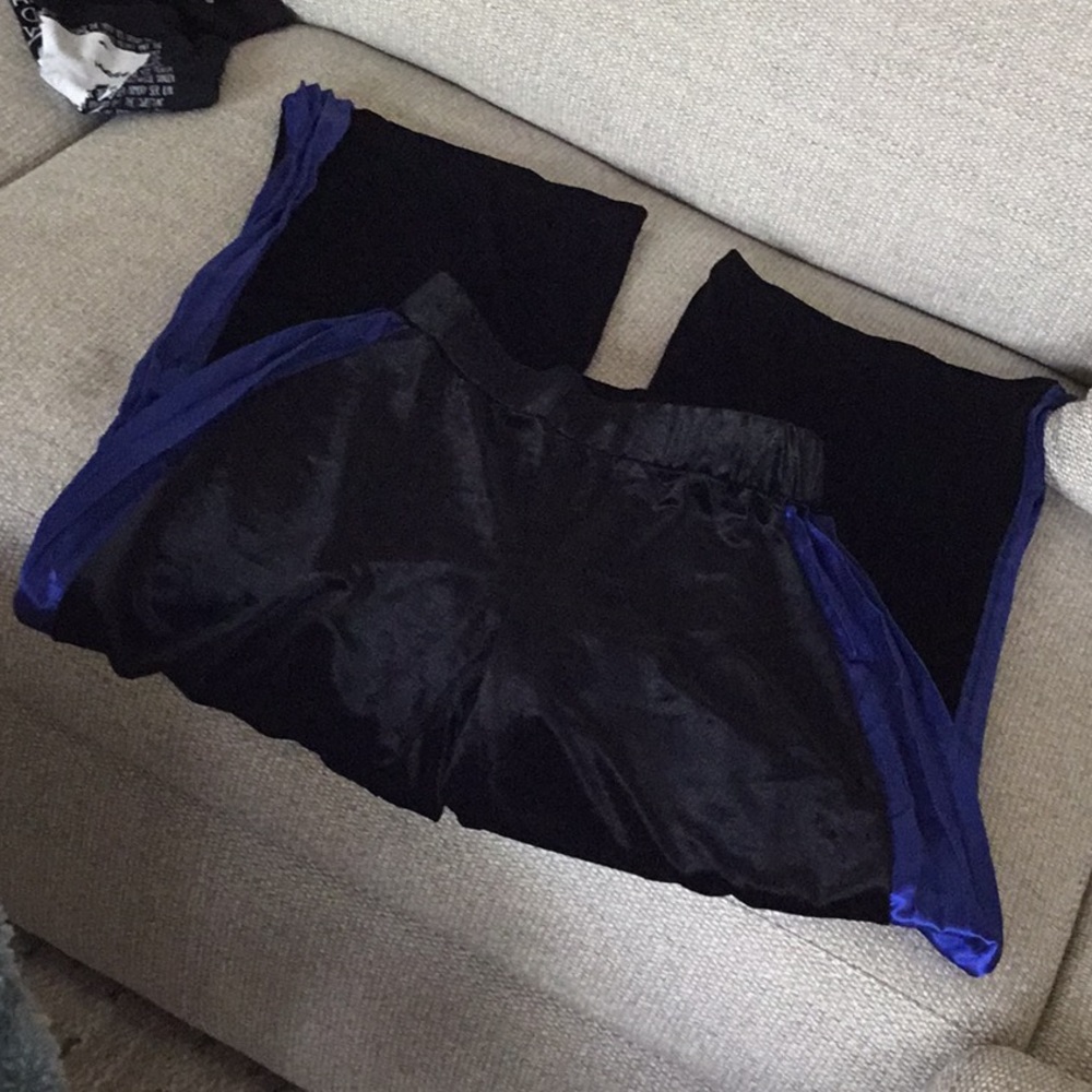 Black wide leg velour loungers, blue sides, small